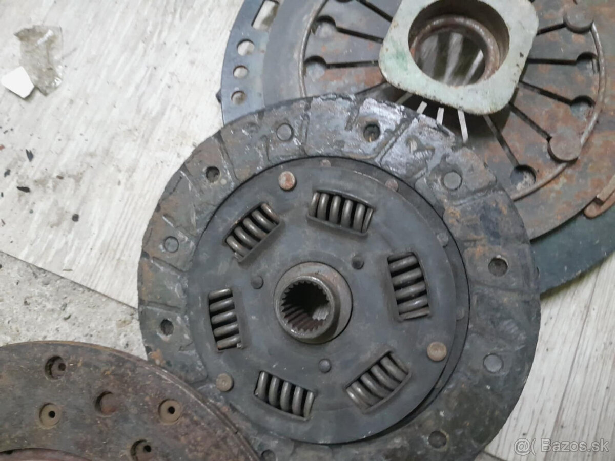 Spojka a lamela na multicar - 3