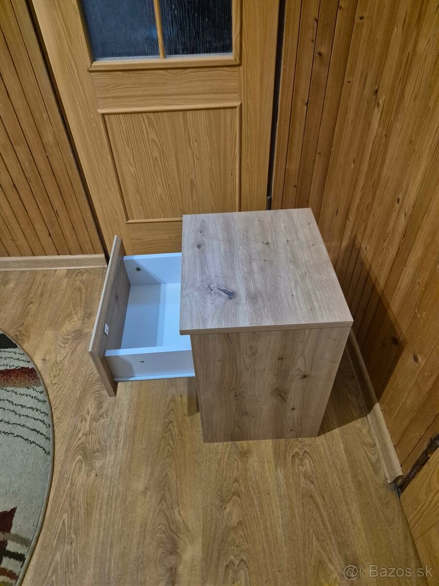Nočné stolíky - 3