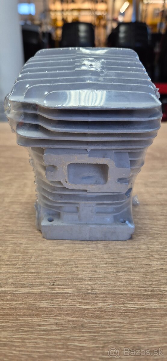 Valec Stihl MS230 - 3