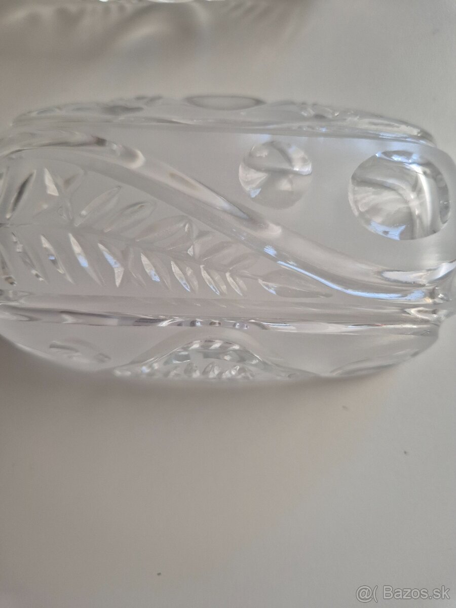 Krištáľova dozička - 3
