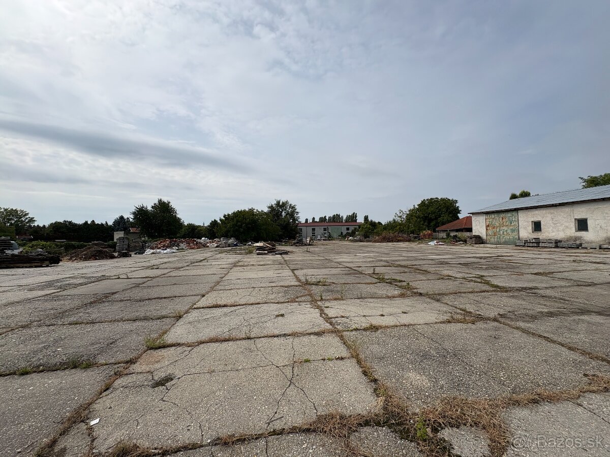 Na prenájom multifunkčné priestory - 3