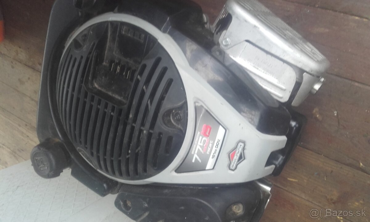 Briggs stratton motor - 3