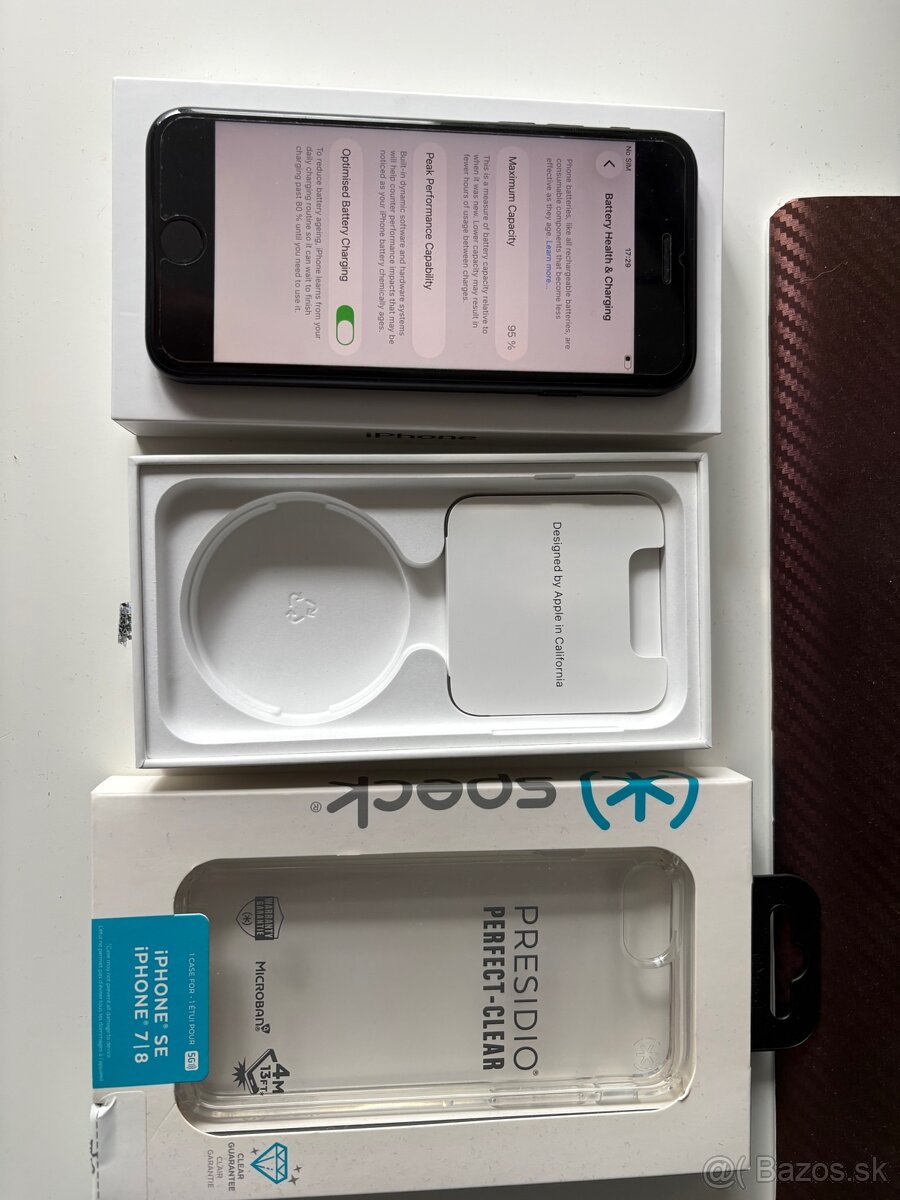 iPhone SE 2022 64gb - 3