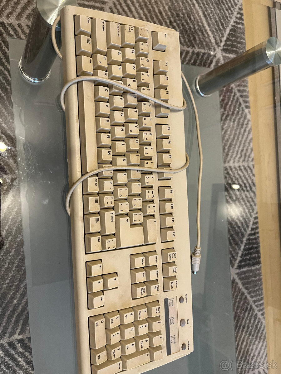 Klávesnice,myš - 3