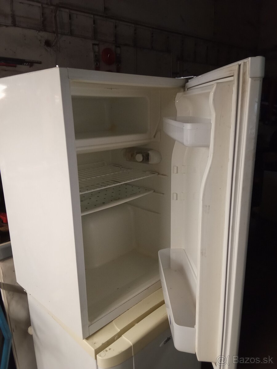 Vstavaná chladnička - 3