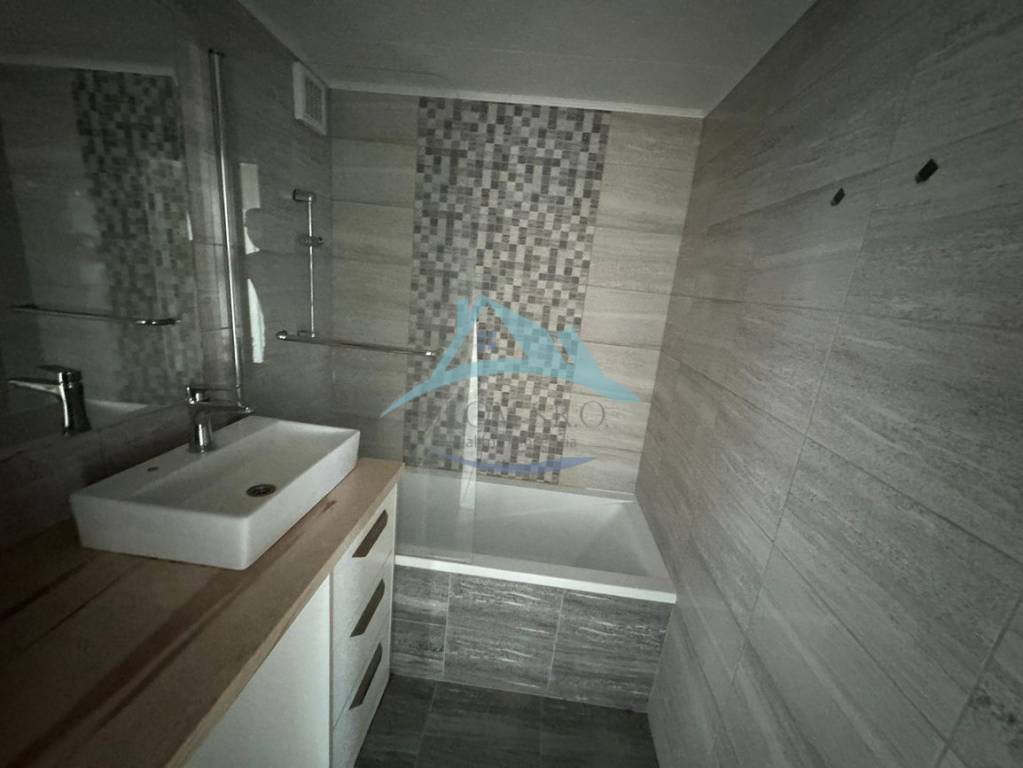 Na predaj trojizbový byt na ulici Janka Kráľa Sahy - 3