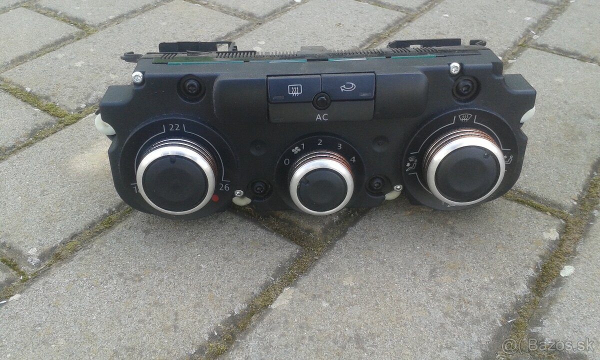 VW Passat b6 2.0tdi 103kw-Rozpredam - 3