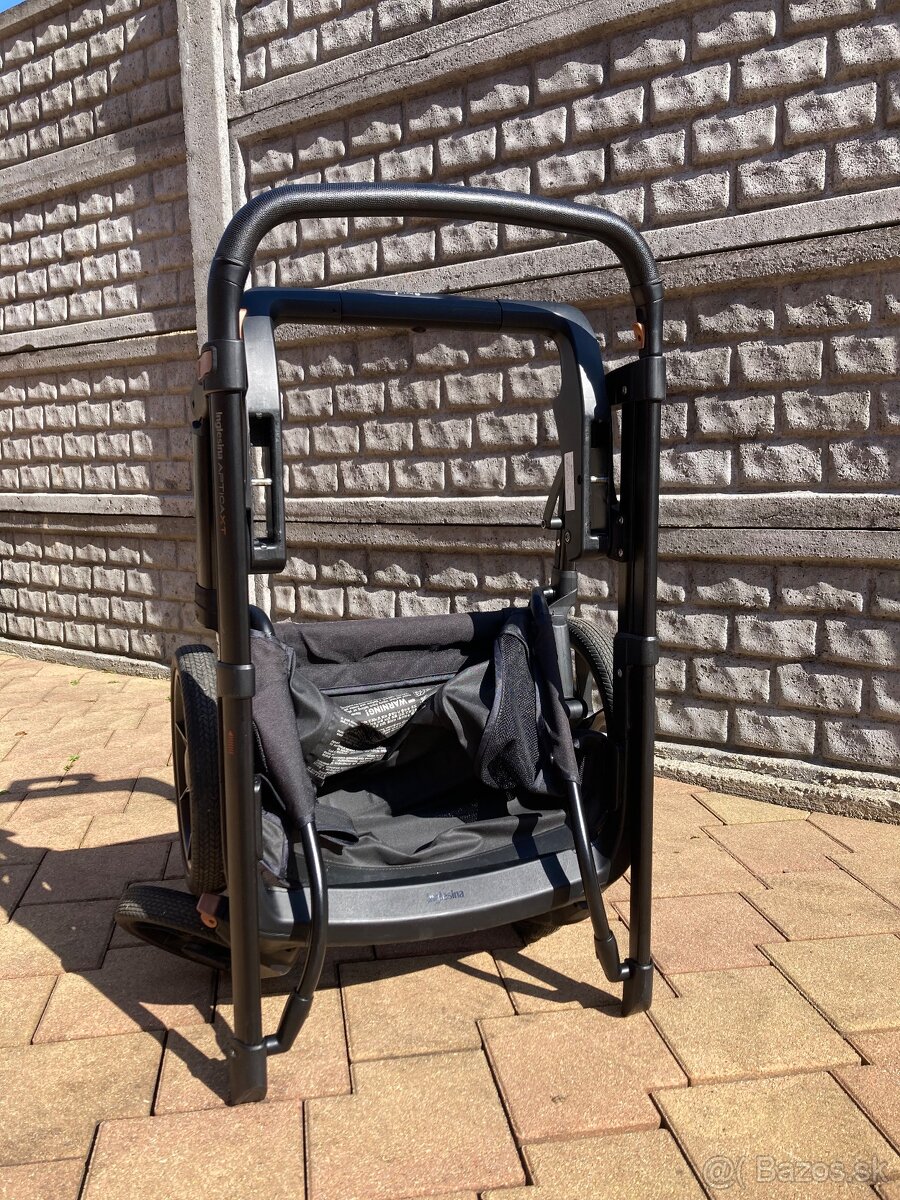 Inglesina Aptica XT - 3