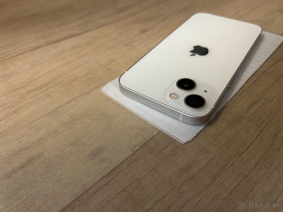 Apple iPhone 13 256GB - 3