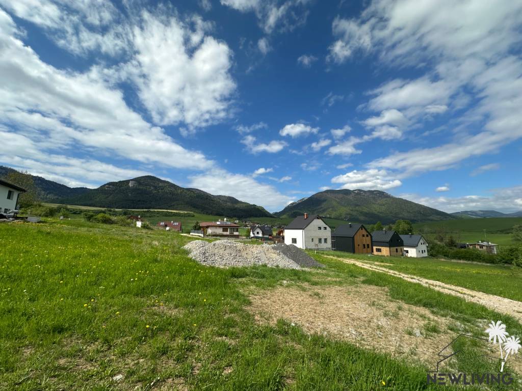 Na predaj stavebný pozemok v Ižipovciach -16km od Liptovskéh - 3