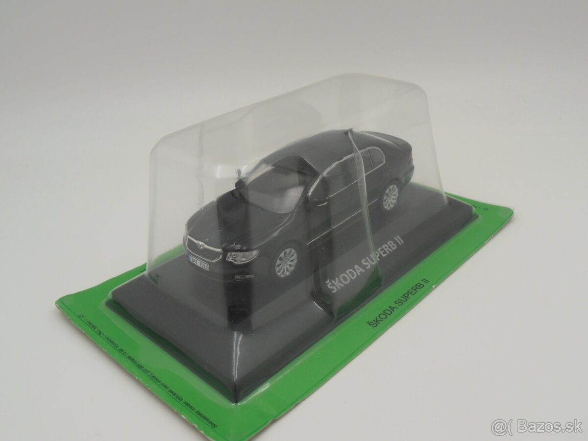 Škoda Superb "Kaleidoskop" 1/43 - 3
