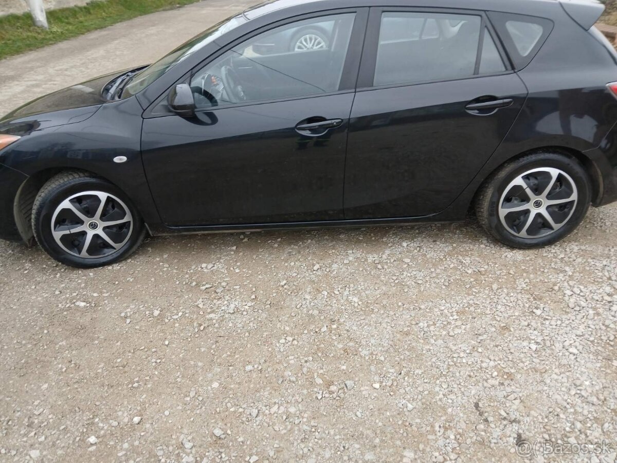 Mazda 3 - 3