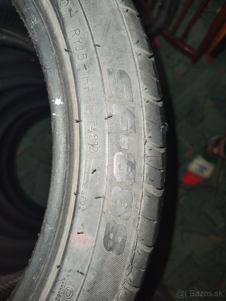 Letné pneu 215/45r17 - 3