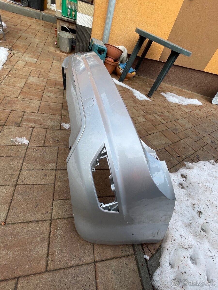 Zadný nárazník Ford Focus mk2 hatchback - 3