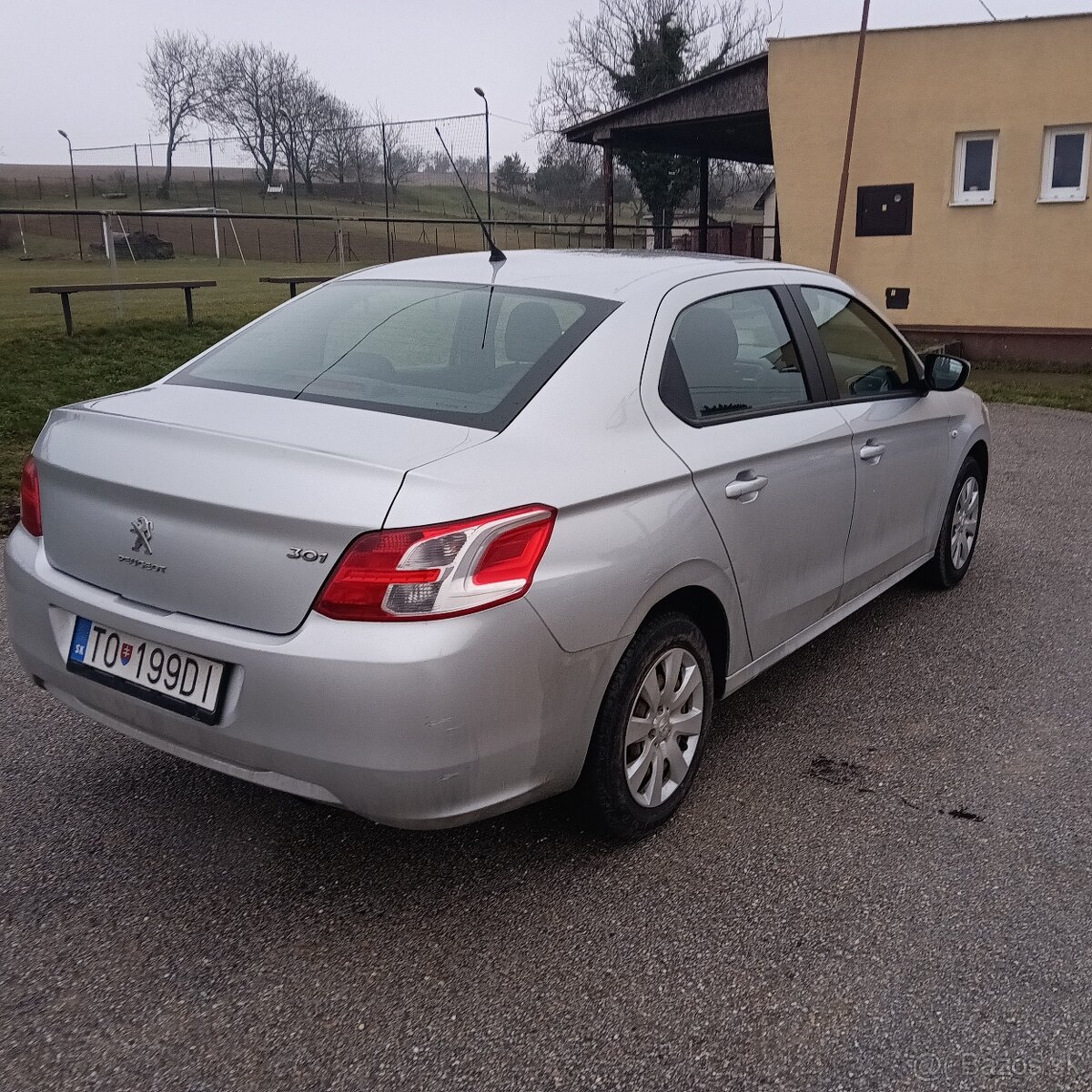 Predám Peugeot 301 rok 2013 nová STK a ek - 3