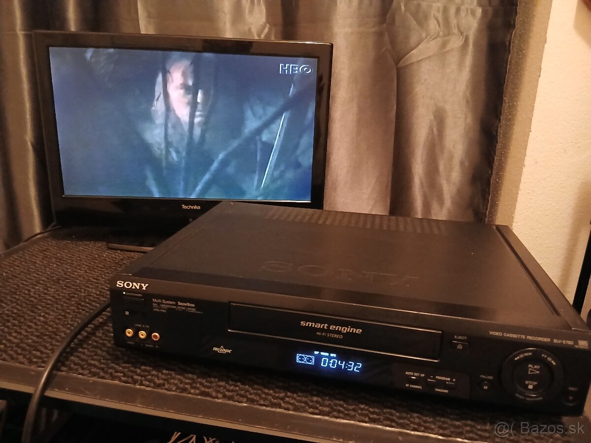 VIDEO RECORDER SONY SLV -E780 - 3