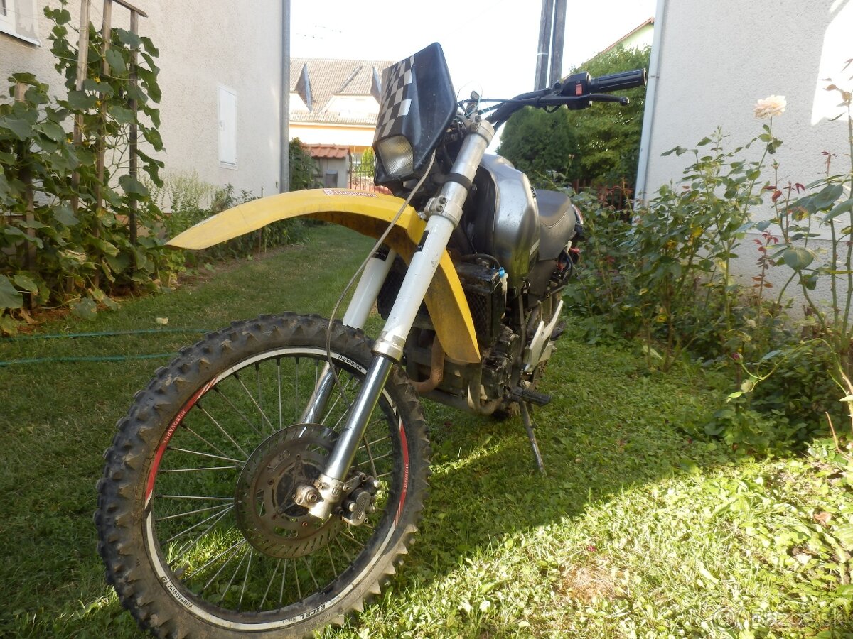 predám MX cross obsah 400 vodník štarter