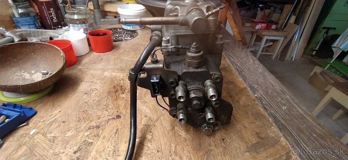 Rotačné čerpadlo 1.9 TDI 66kw golf mk3 (1995) - 3