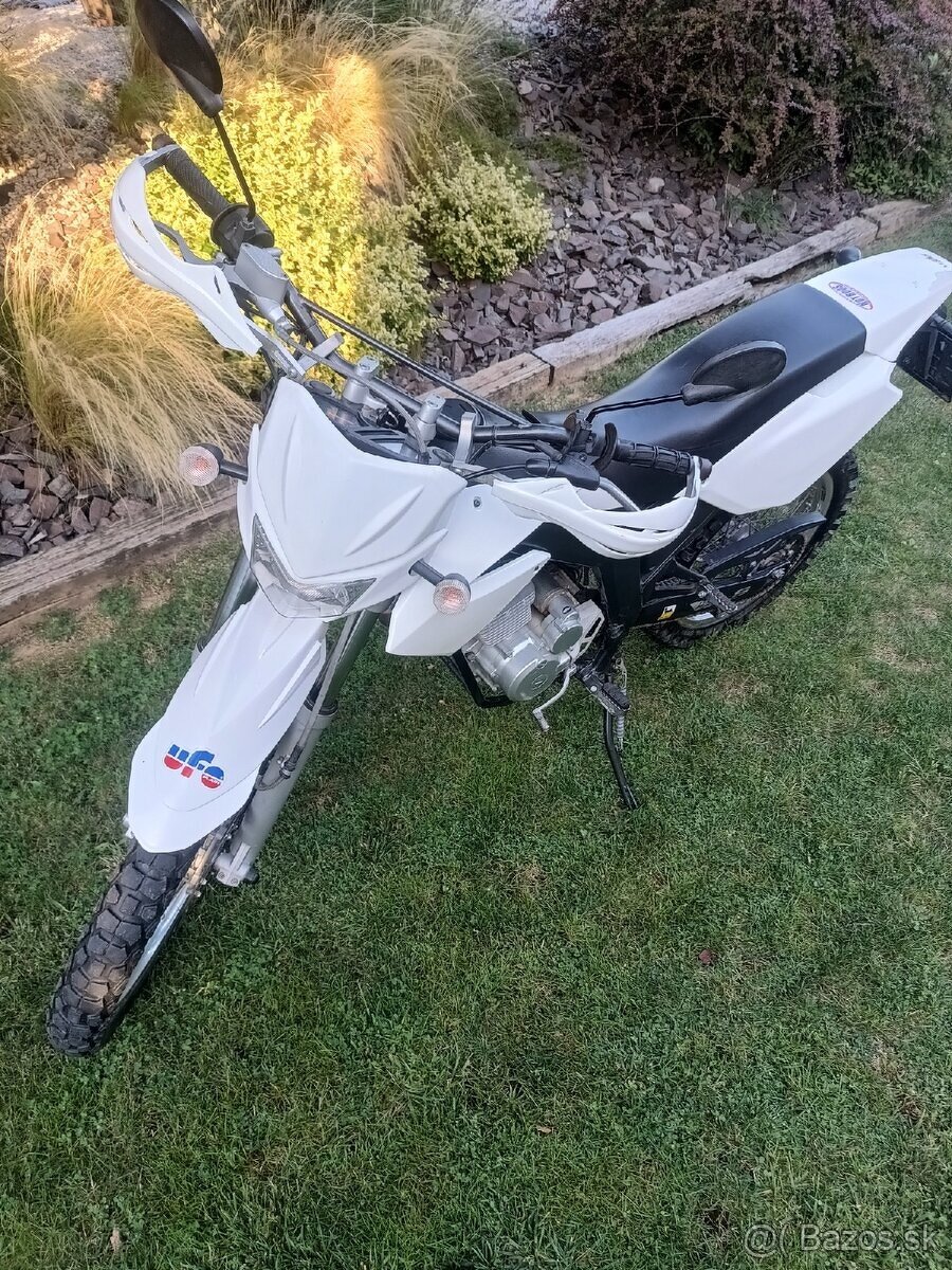 Derbi senda R 125 cc