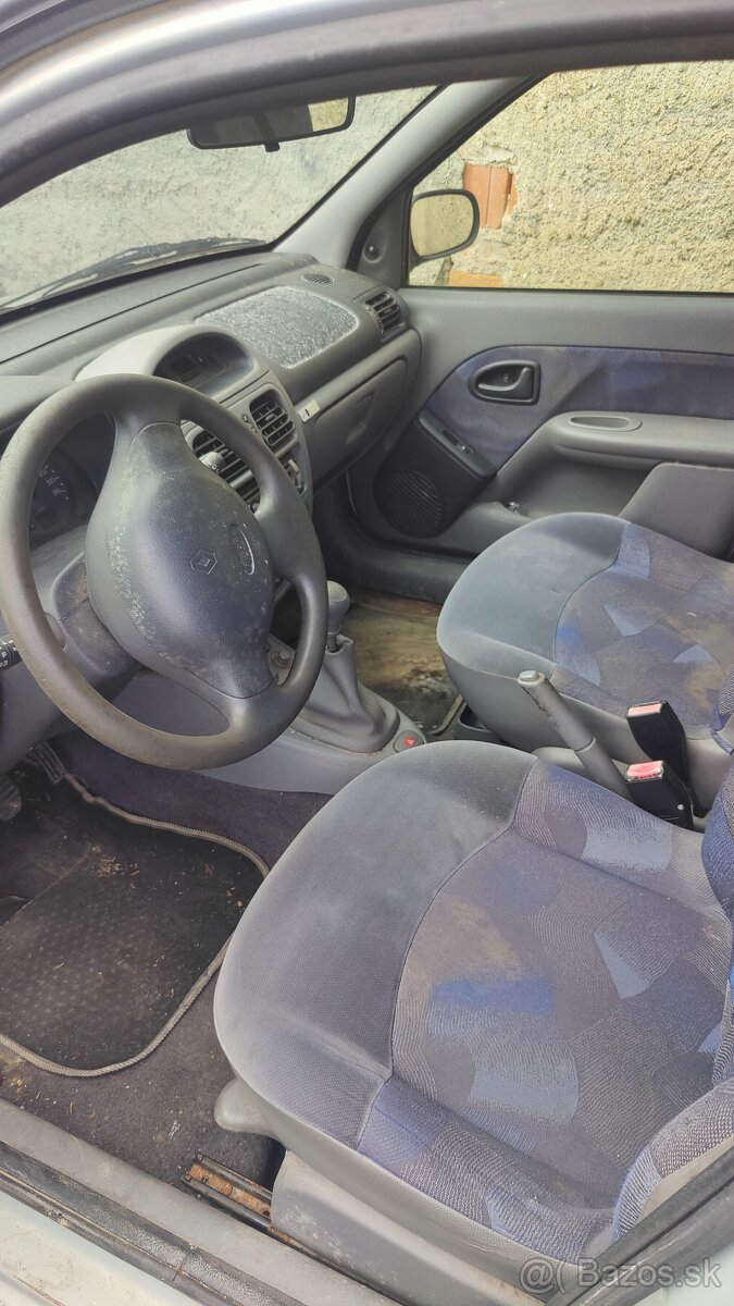 Renault Clio 1.2 2000 - 3