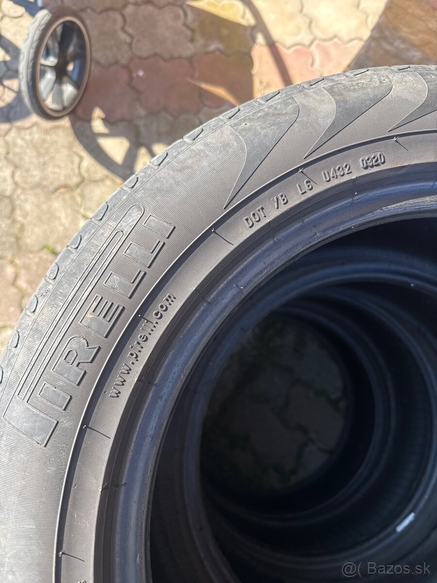 215/60R17 - 3