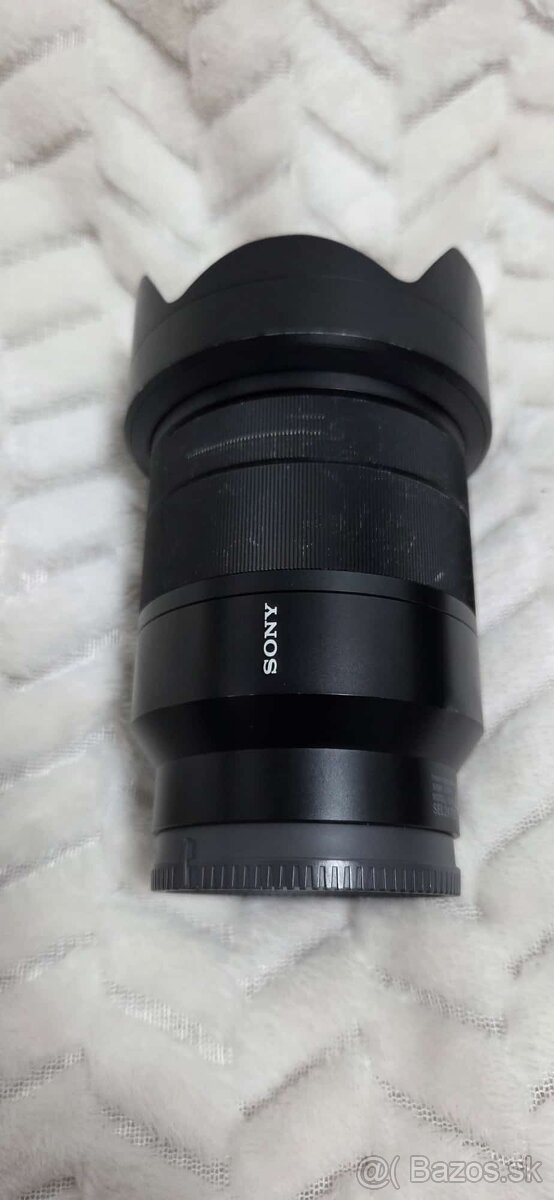 Sony 24–70 mm f/4 - 3