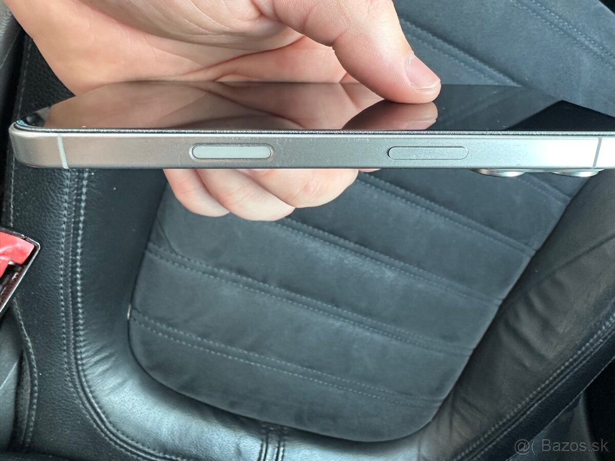 IPhone 16 Pro - 3