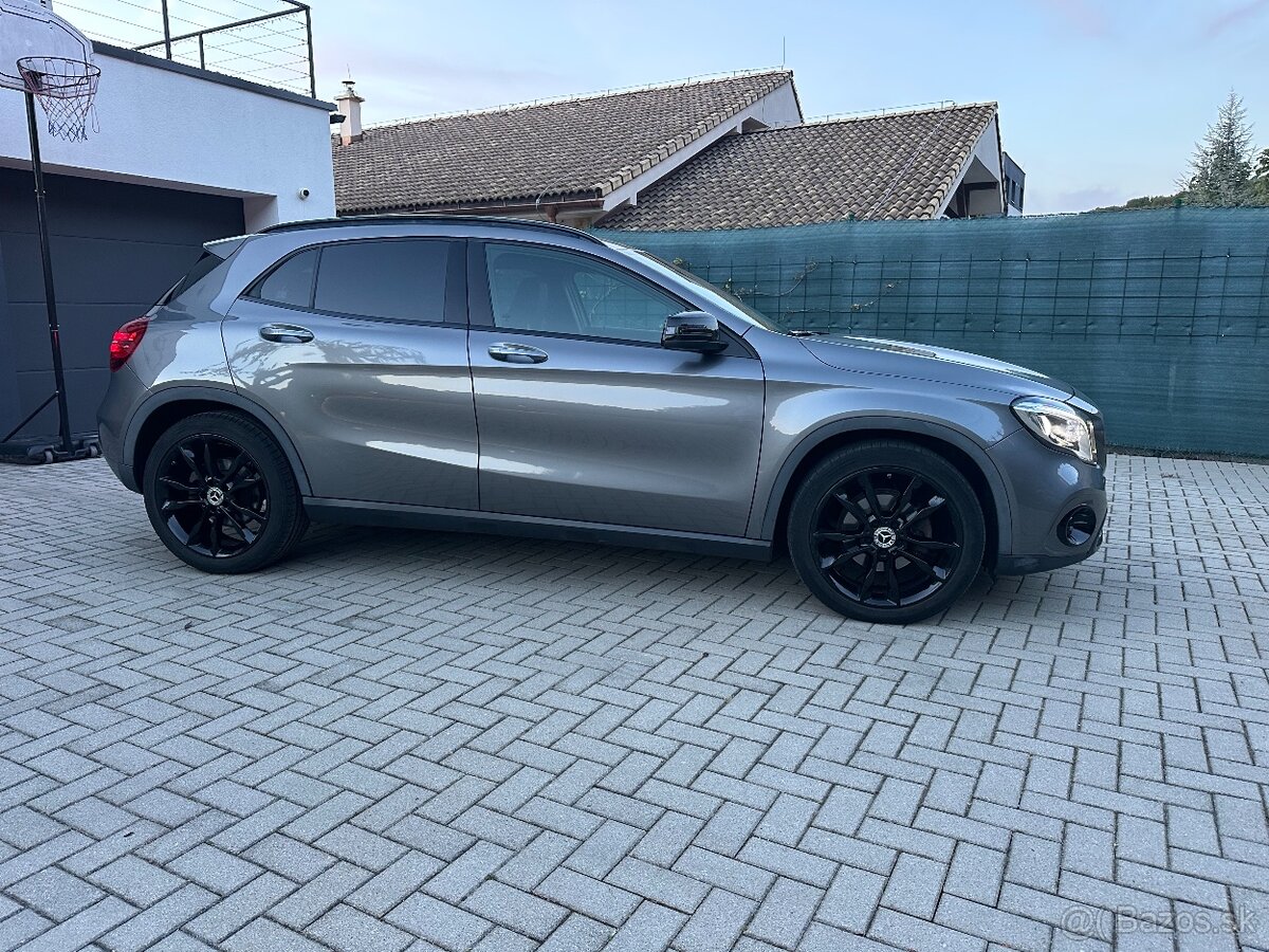 Mercedes-Benz GLA 200 d A/T - 3