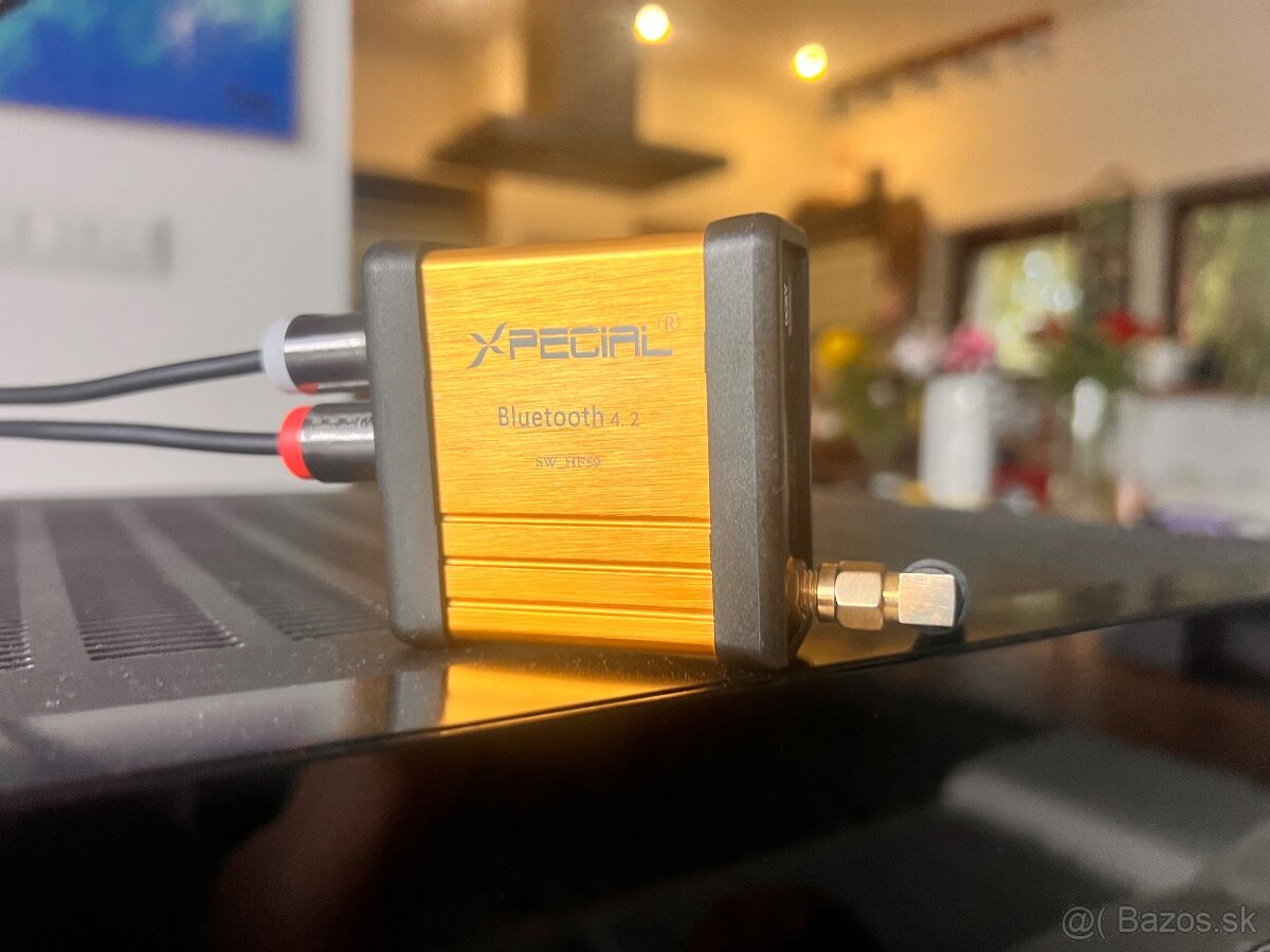 Predám receiver Harman Kardon HK 3390 + prídavný Bluetooth m - 3