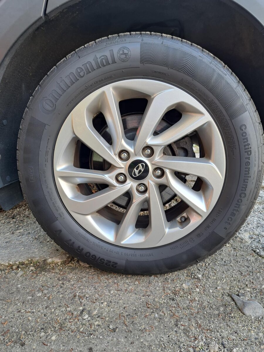 225/60R17 letné - 3