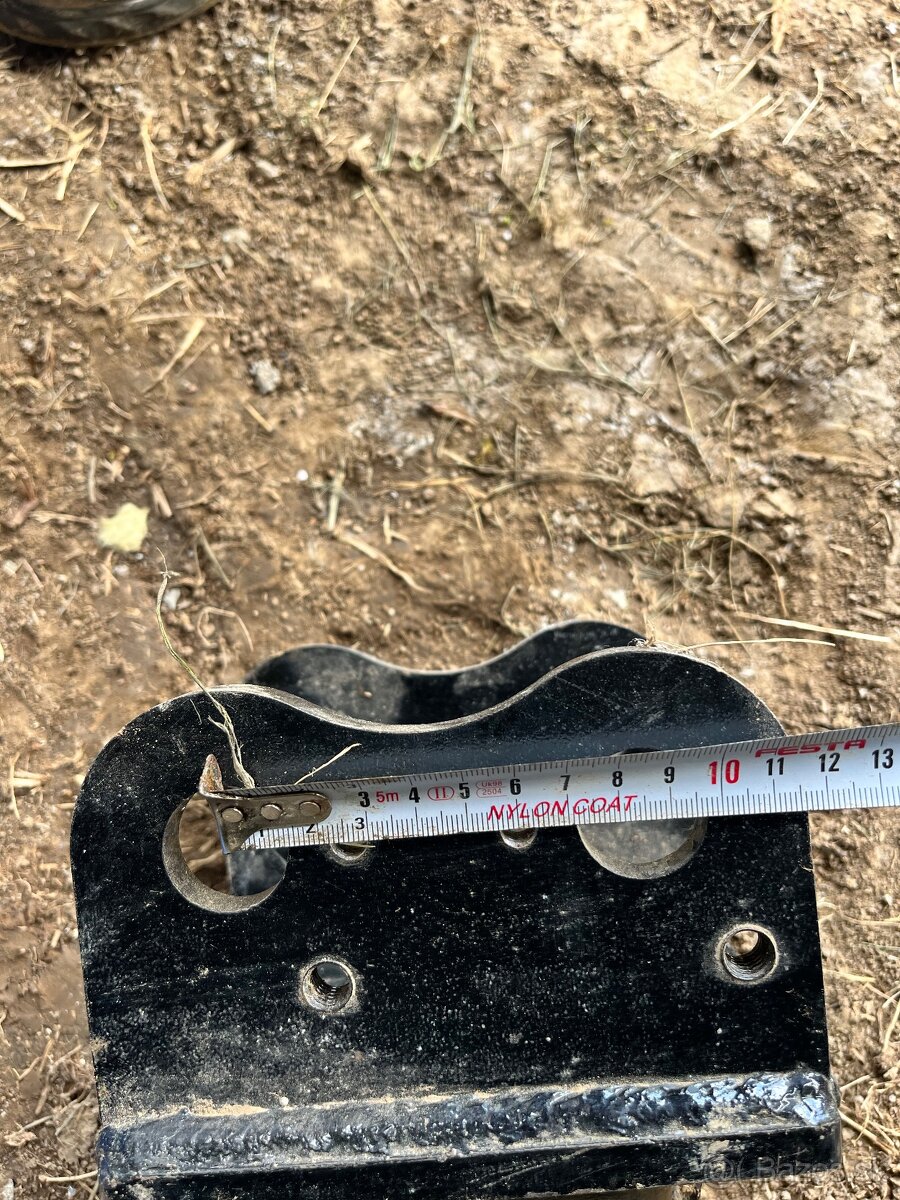 Predám trhací zub na minibager - 3