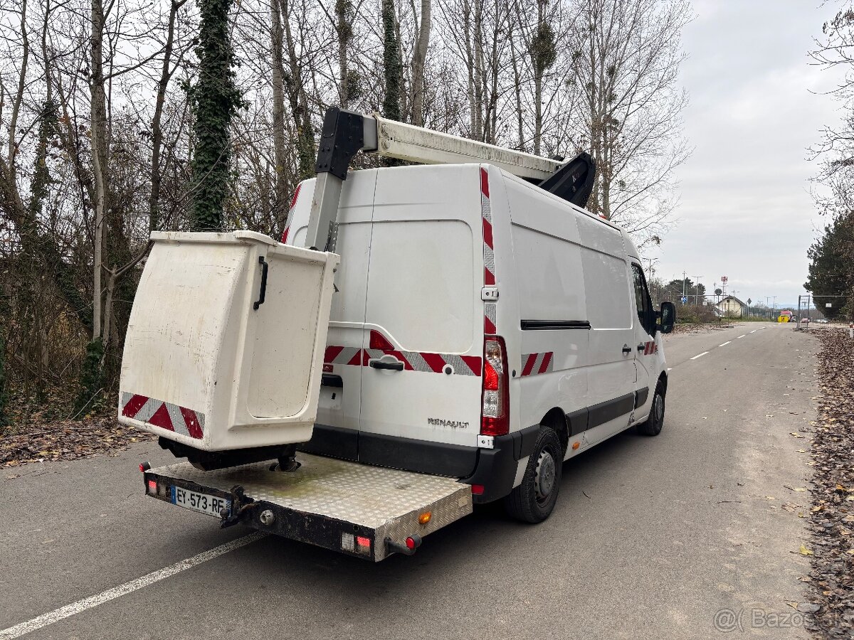 Renault master vysuvna plošina - 3