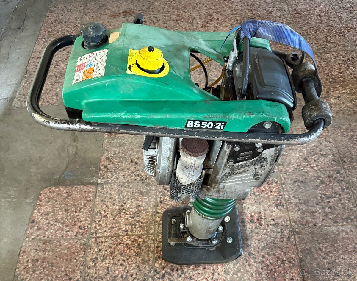 Prenájom vibračná doska, rezačka, kompresor, UNC, vibrovalec - 3