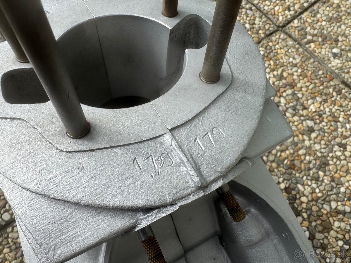 Kartre na Jawa 250 - 3