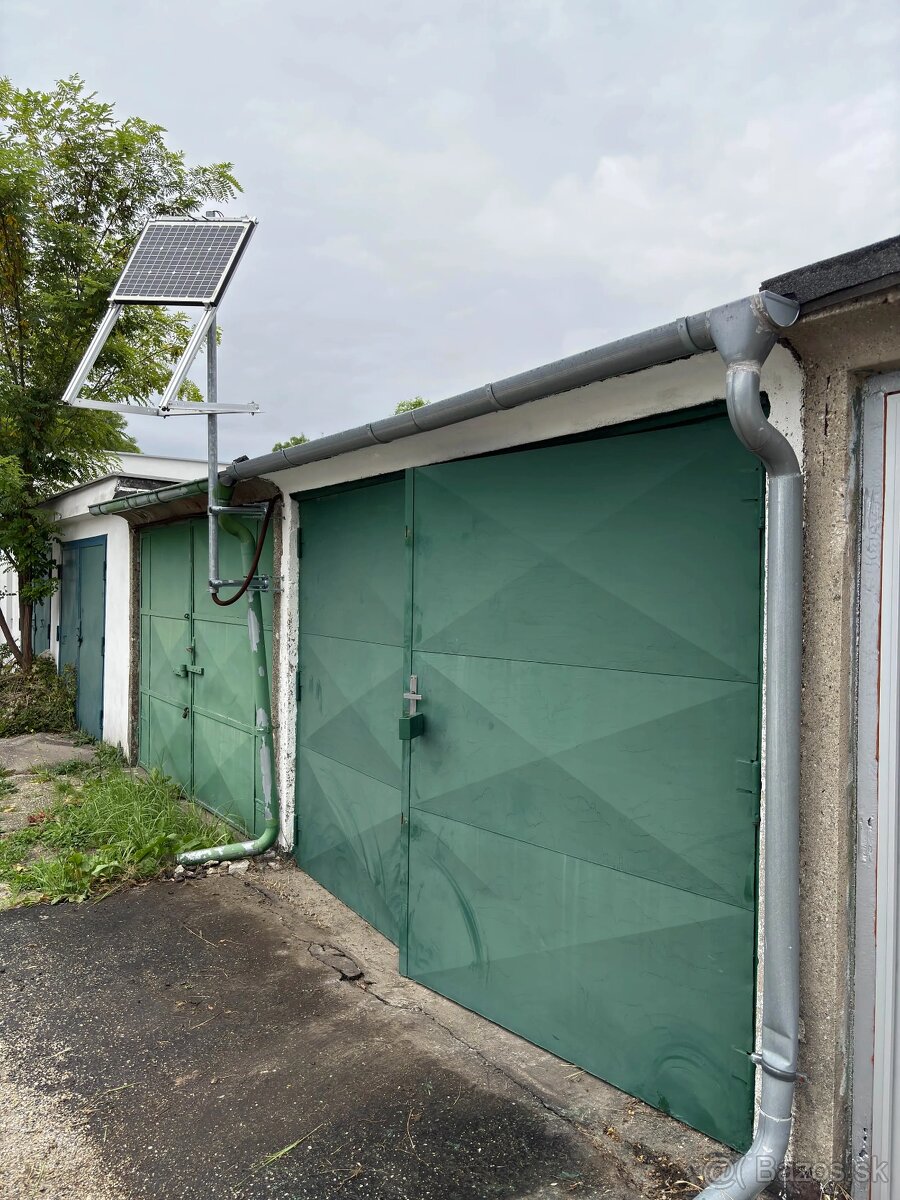 Zrekonštruovaná garáž s pozemkom - 3