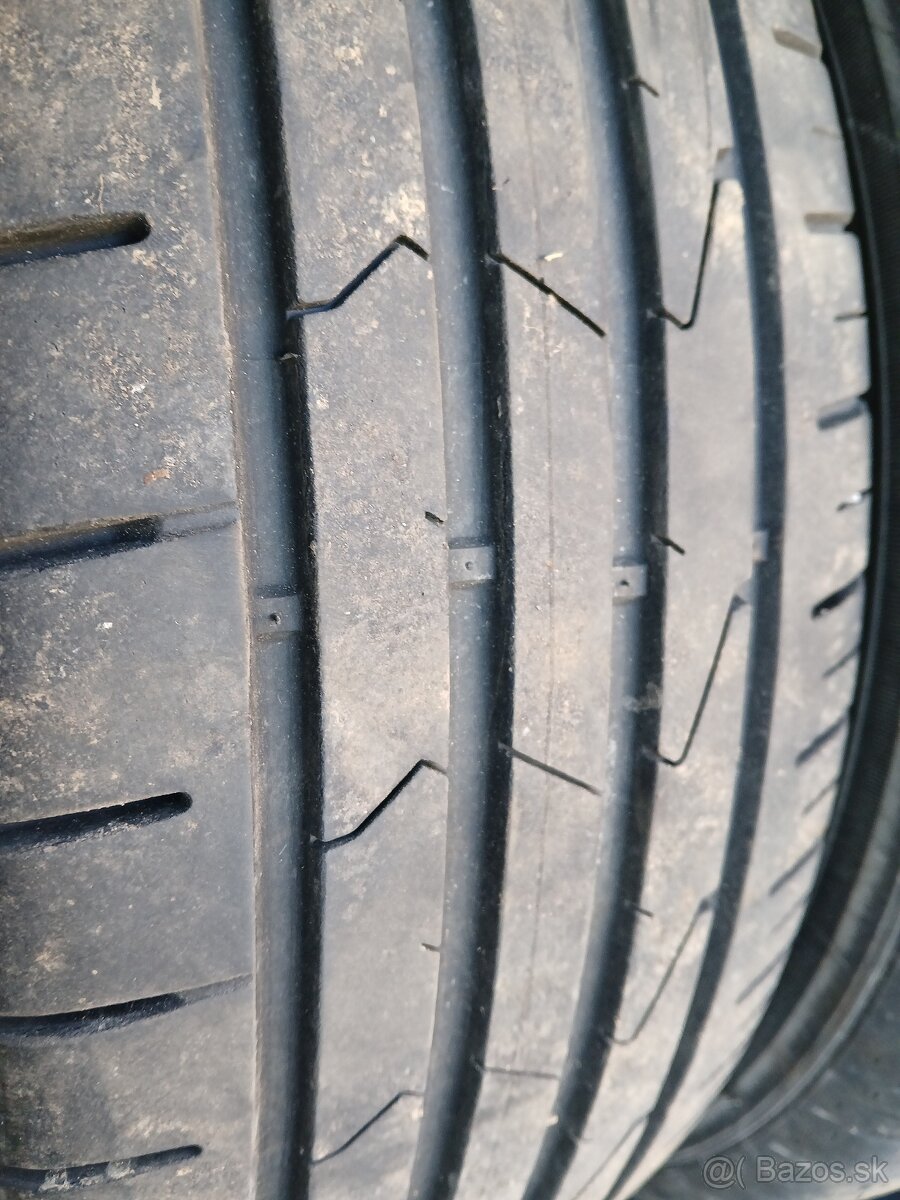 215/65 R16 -letné - 3