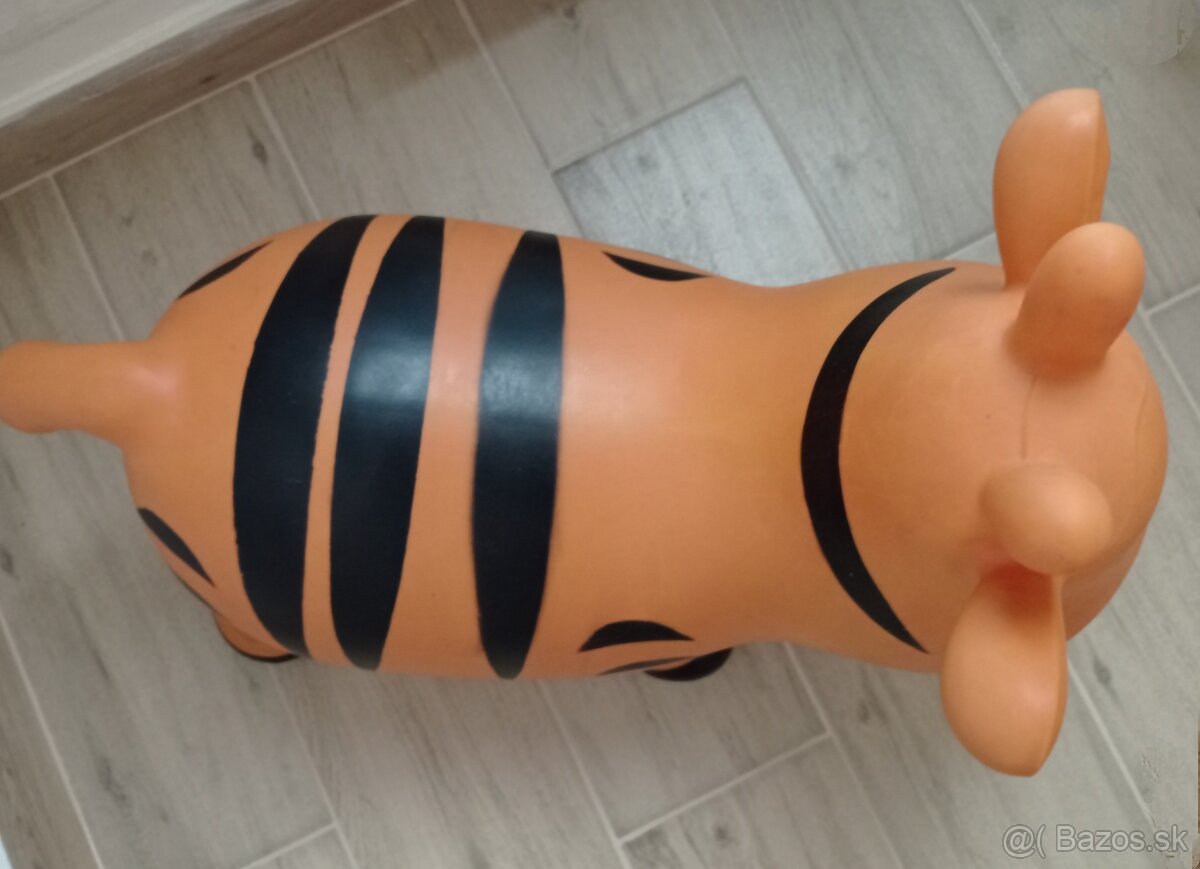 Hopsadlo kravička - 3