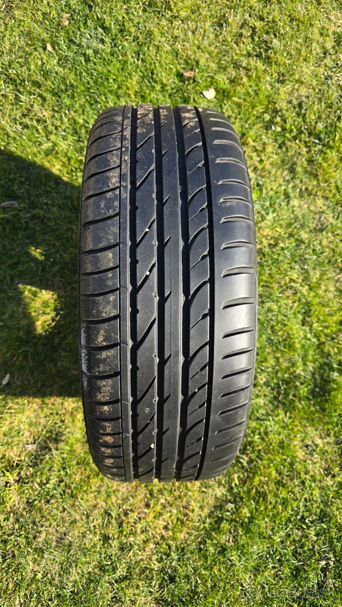 215/50 ZR17 - 3