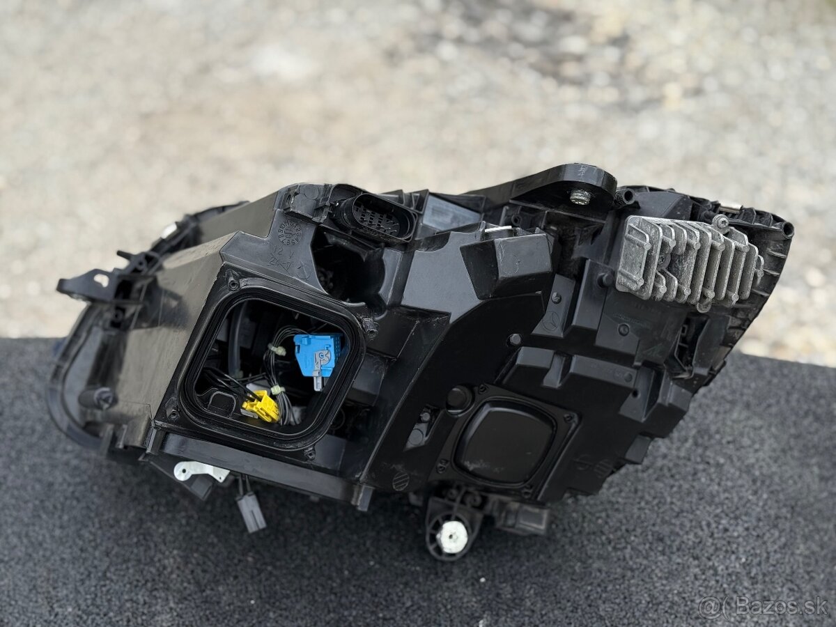 W205 svetlo - LED Intelligent Light System - 3