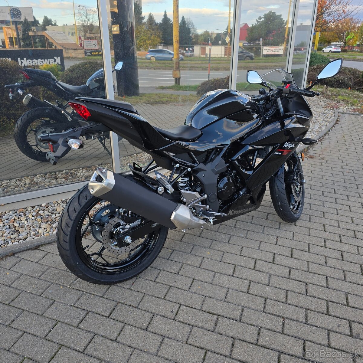 Kawasaki Ninja 125 - 2026 - 0 km - 3