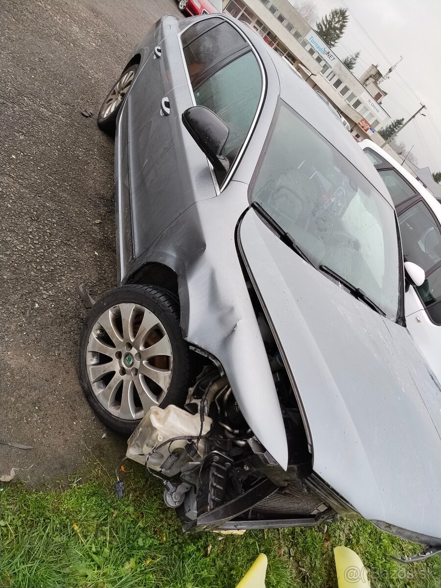 Superb 2 ambiente 1.9 77 kw - 3