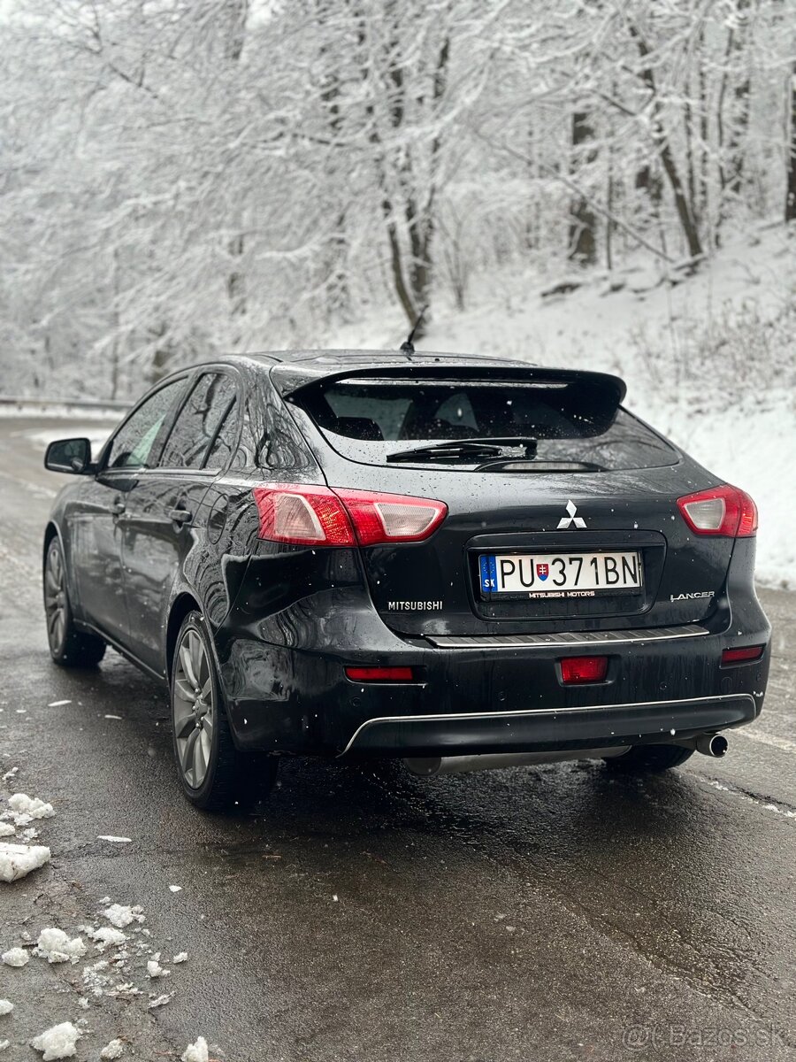 Mitsubishi Lancer 1.8 - 3