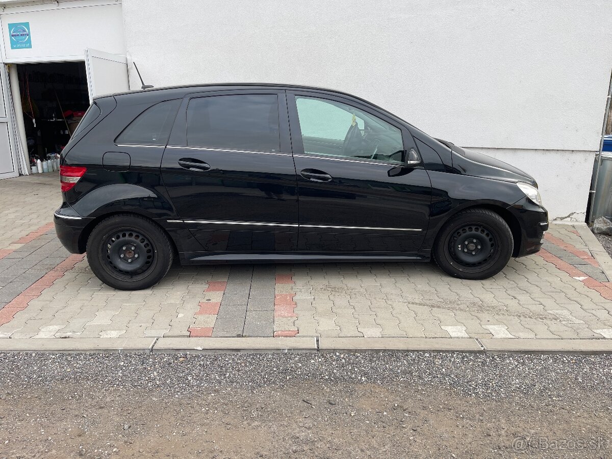 Mercedes-Benz Klasa B-180 CDI - 3