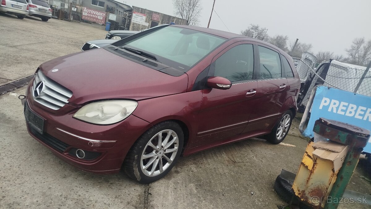 Mercedes W245 B200 CDI - 3