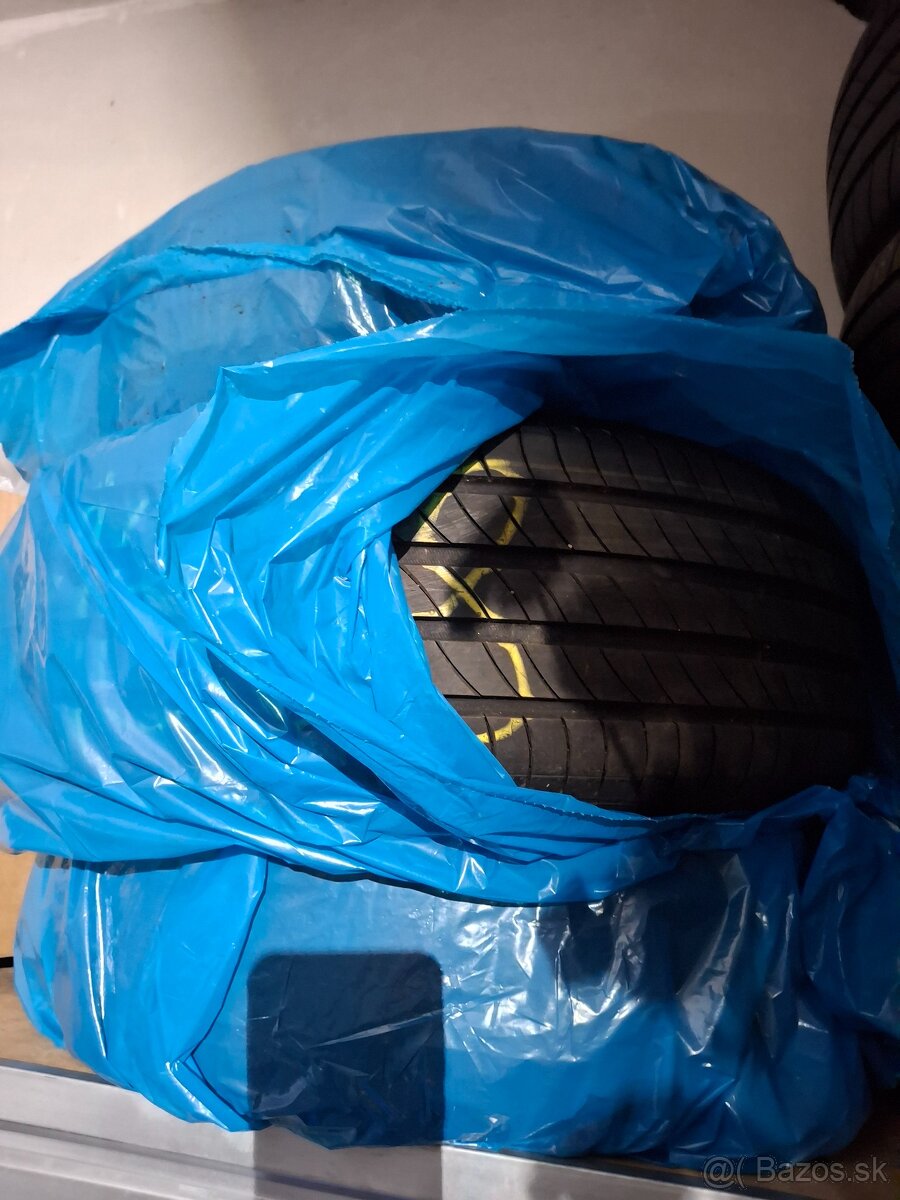 Predám micheliny 205/55/16 XL 91 H - 3