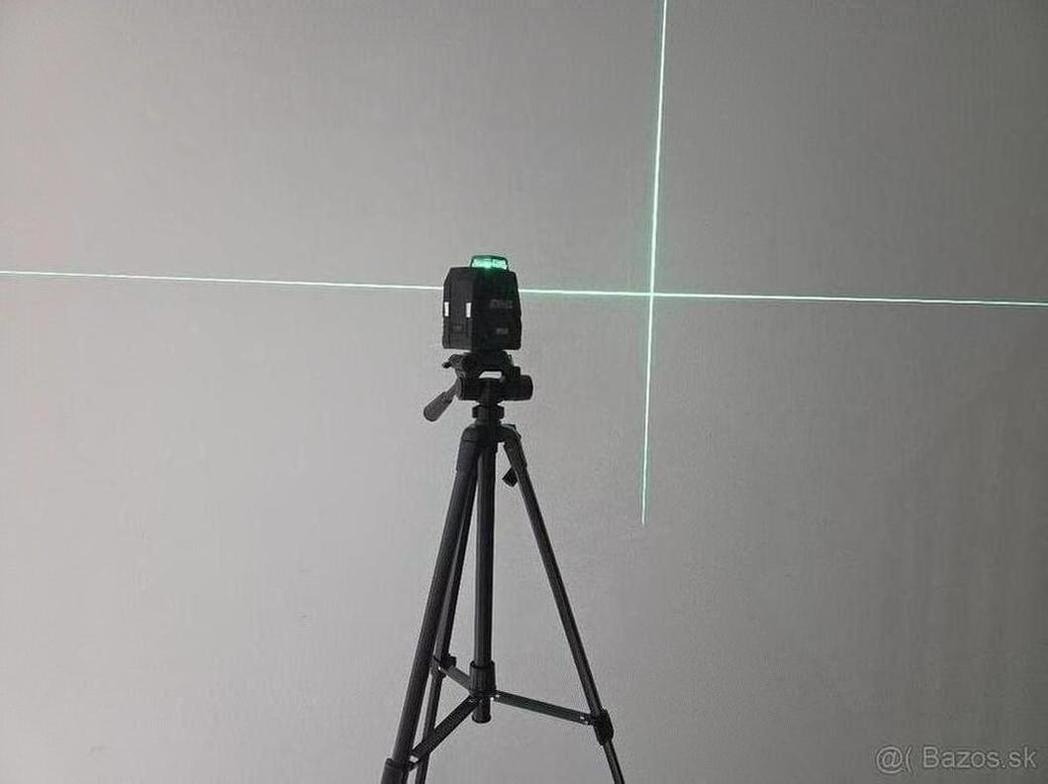 Laserový nivelak Parkside Perfomance PKLLP 360 + stativ - 3