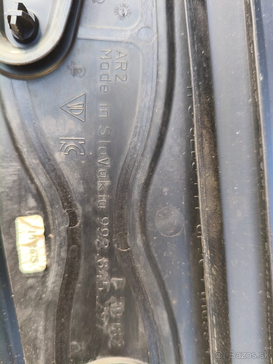 Porsche 911 bočné sklo - 3