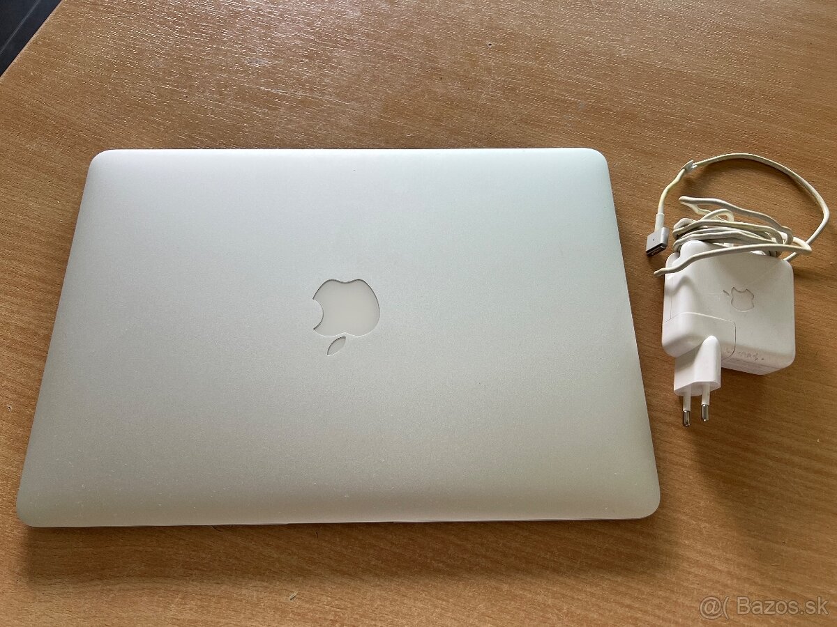 Apple Macbook Air 2017 - 3