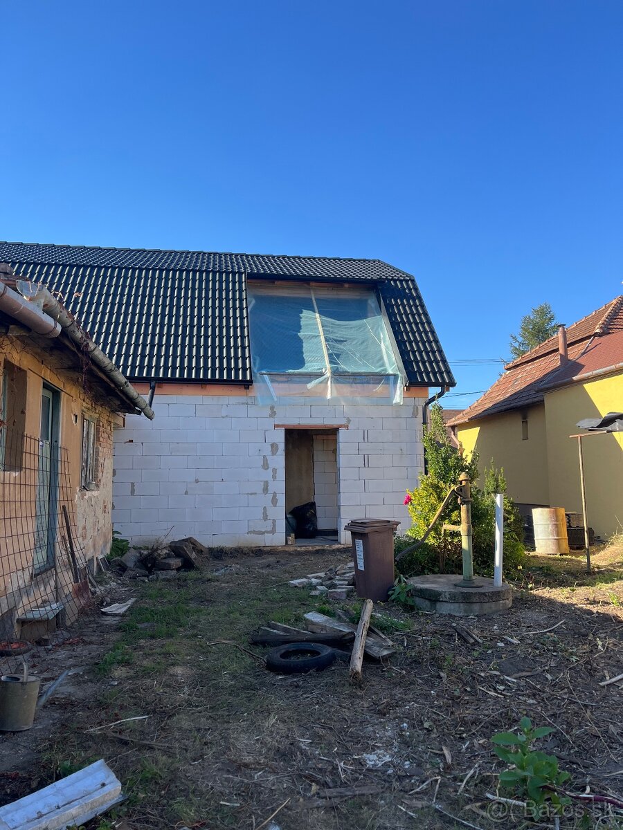 V Štúrove na predaj rozostavaný RD - 3