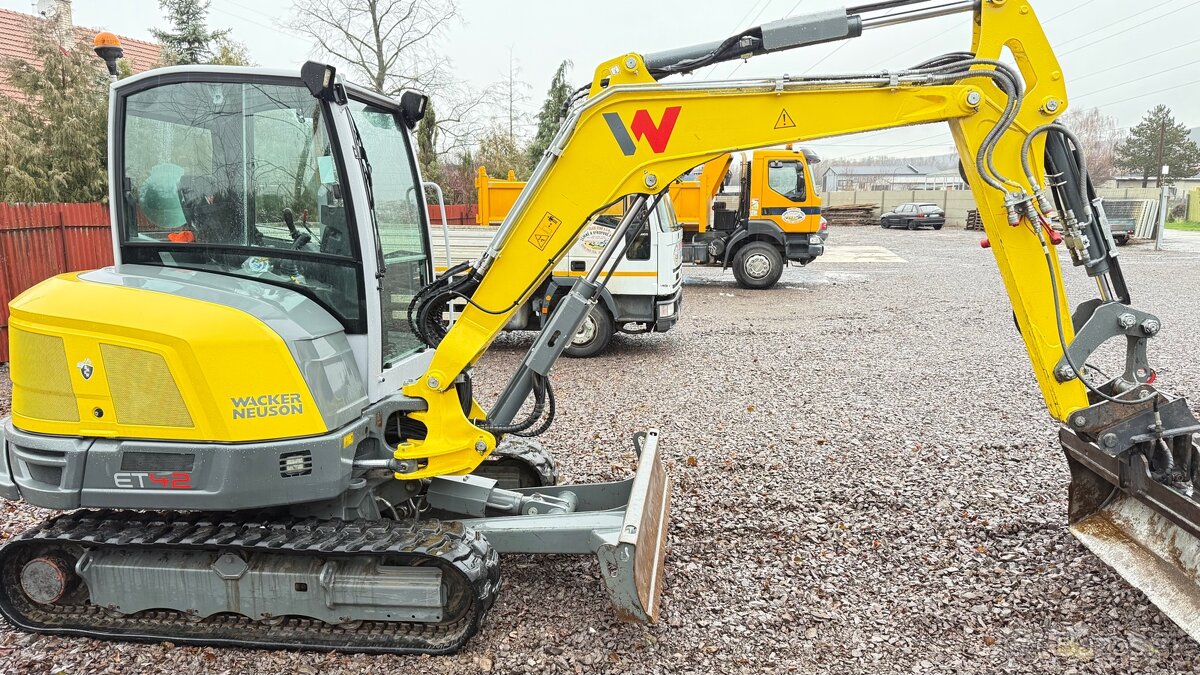 Wacker Neuson ET 42 Top Stav 1370mthRok 2021 Klima - 3